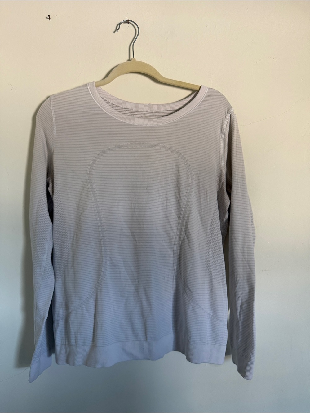 Lululemon White Long-Sleeve Women's Performance Top